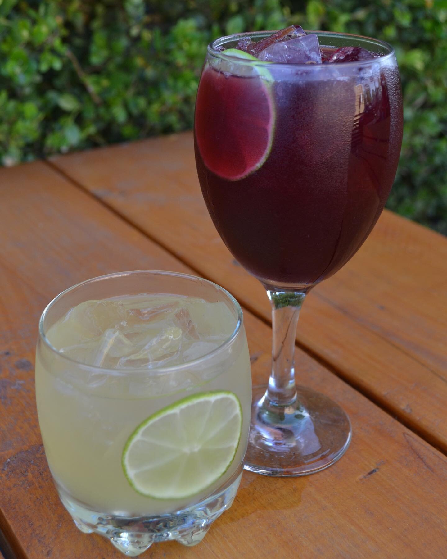 Elsa has passed us by and it&rsquo;s perfect weather for drinks on the patio!
#patiodrinks #tastens #theunionstreet #berwickns #berwicktothecore #annapolisvalley