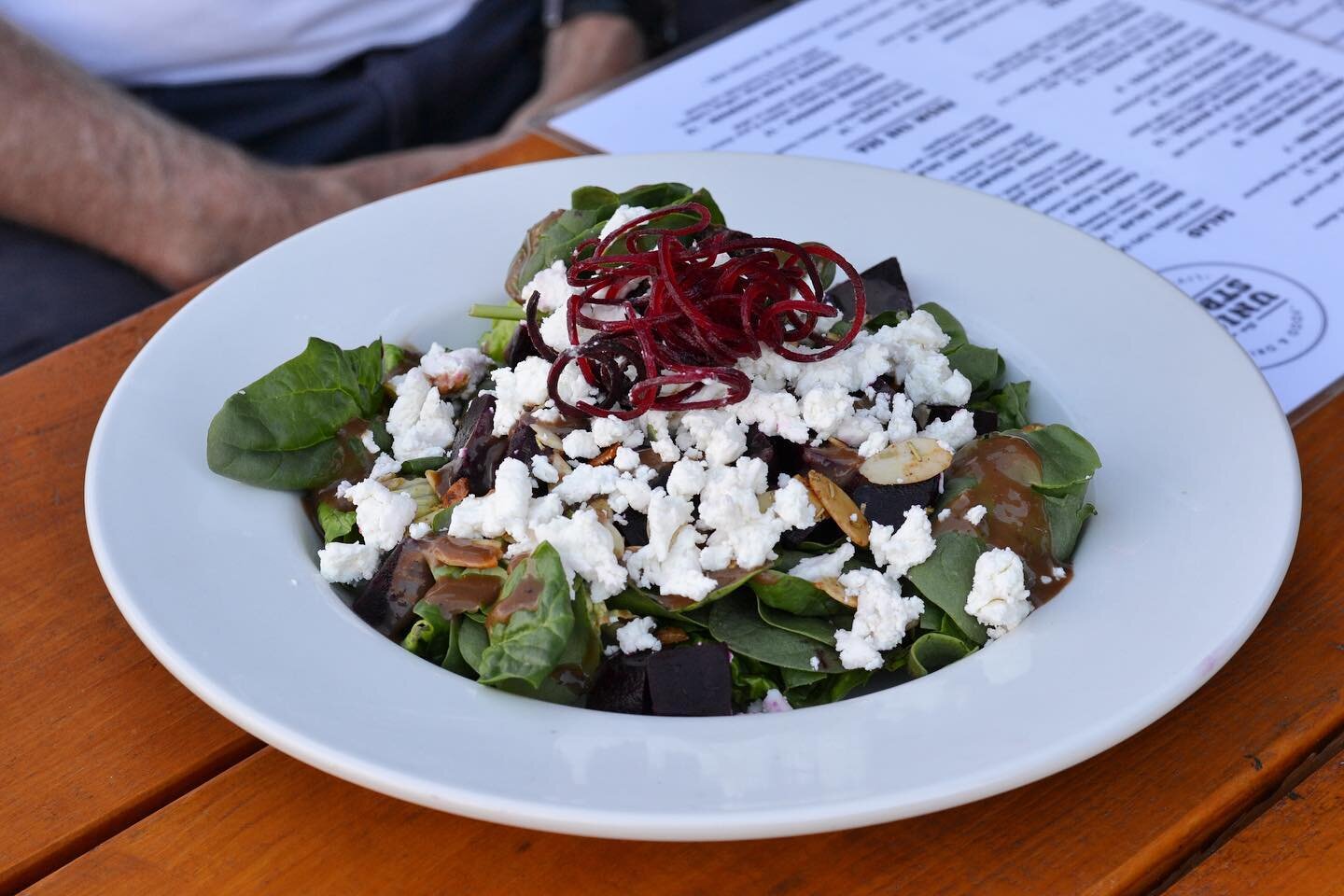 It&rsquo;s summertime salad 🥗 season! 
Feast your eyes 👀 on our Roasted Beet Salad, made up of greens, roasted beets, goat cheese, spiced almonds &amp; balsamic vinegar. 
Simple and delicious!
#theunionstreet #berwicktothecore #berwickns #annapo